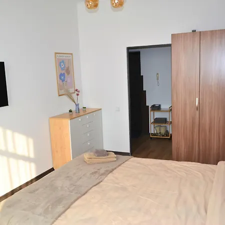 Socoleni Flat Apartamento *